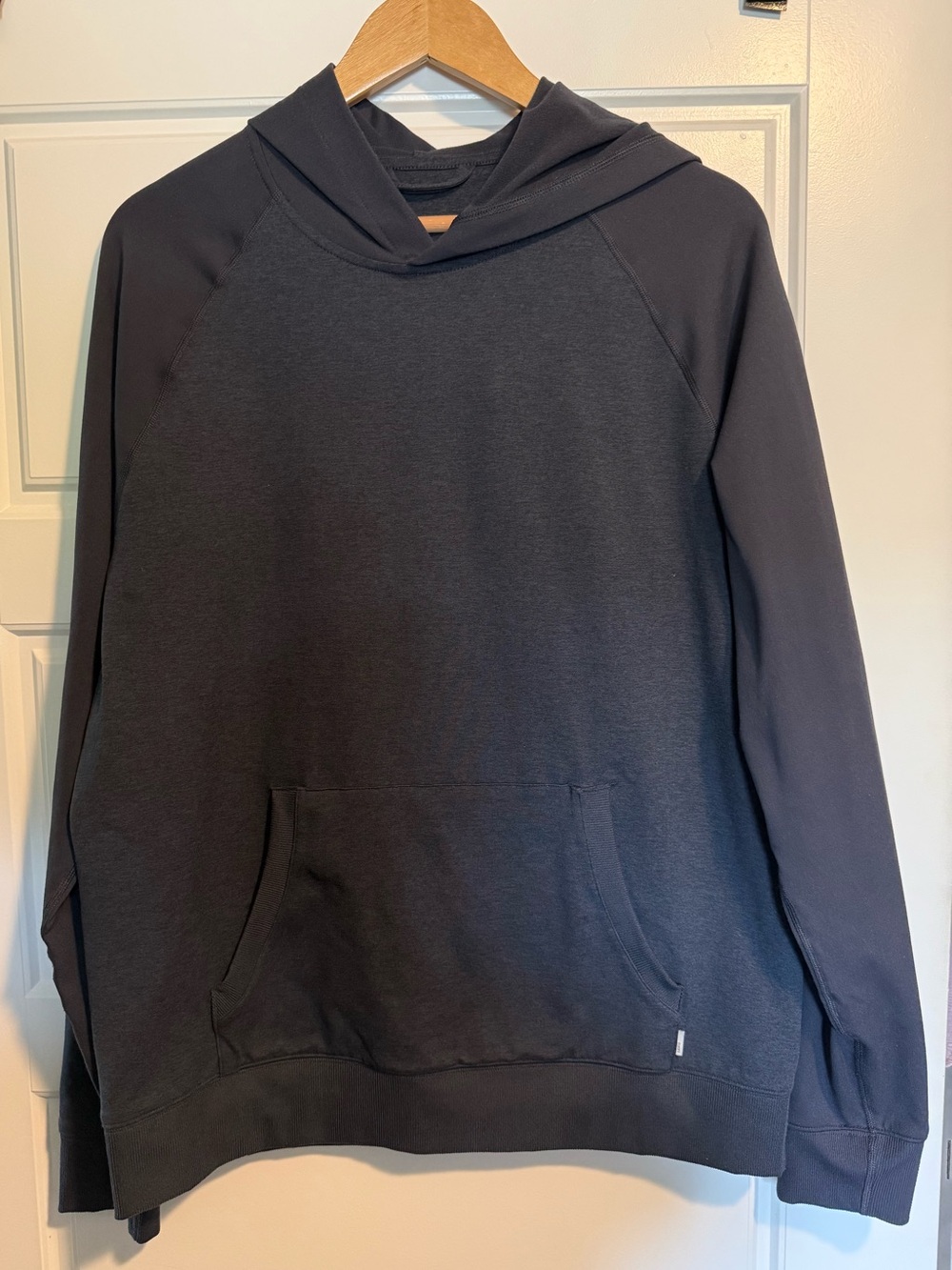 Vuori Men’s Coronado Pullover Hoodie EUC